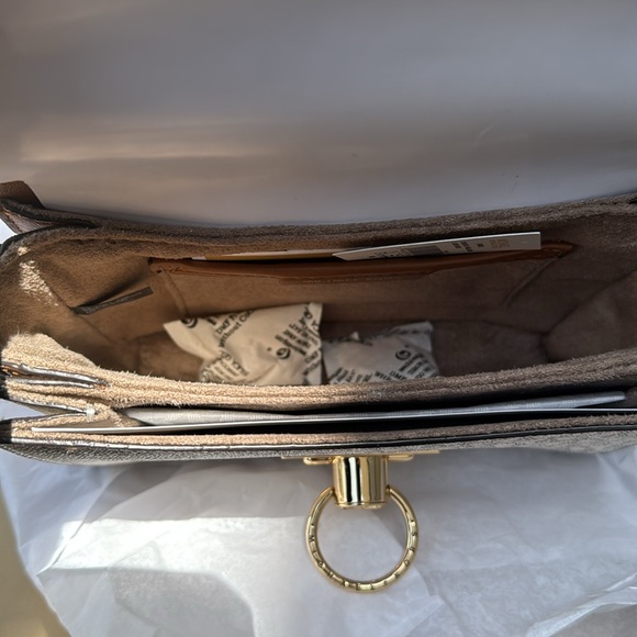 Michael Kors Hendrix XS Crossbody NWT - Picture 10 of 11